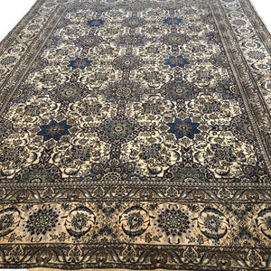 Persian Rug - Nain 10'1" x 13'5" Wool and Silk