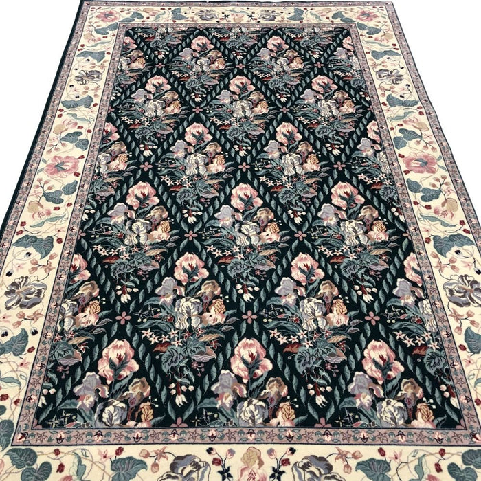 Chinese Rug - William Morris Design 5'9' x 8'8"