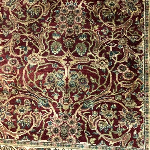 Indian Rug Sarouk 4'2" x 5'10" - Rug District