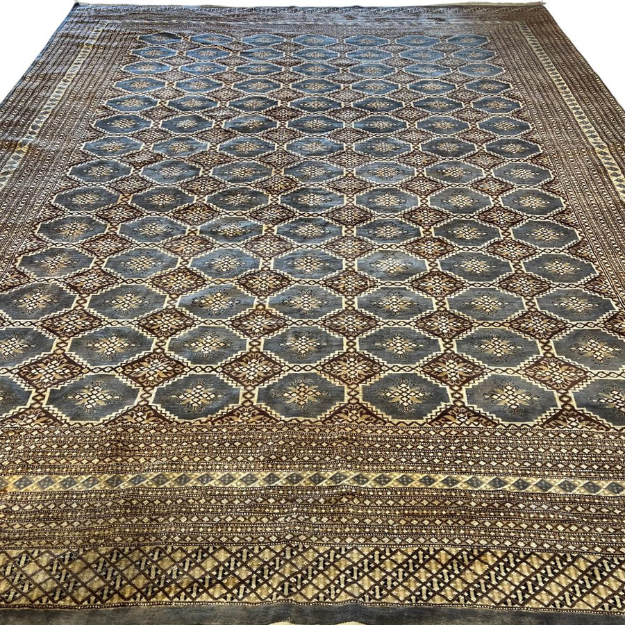 Pakistan Rug  Bokhara  9'3" x 12'5"