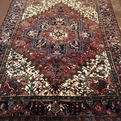 Persian Rug Heriz 7'3" x 9"7"