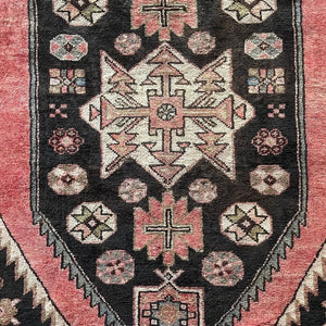 Persian Rug - Zanjan 4'3" x 9'9" - Rug District