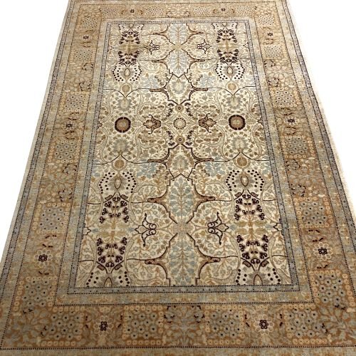 Indian Rug - Tabriz 4’7 x 7’4